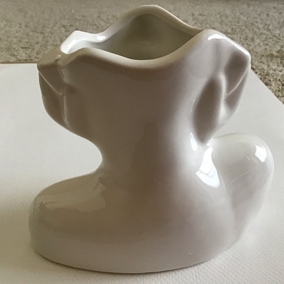 White Ceramic Face Vase - BRAND NEW IN BOX. - Picture 7 of 9